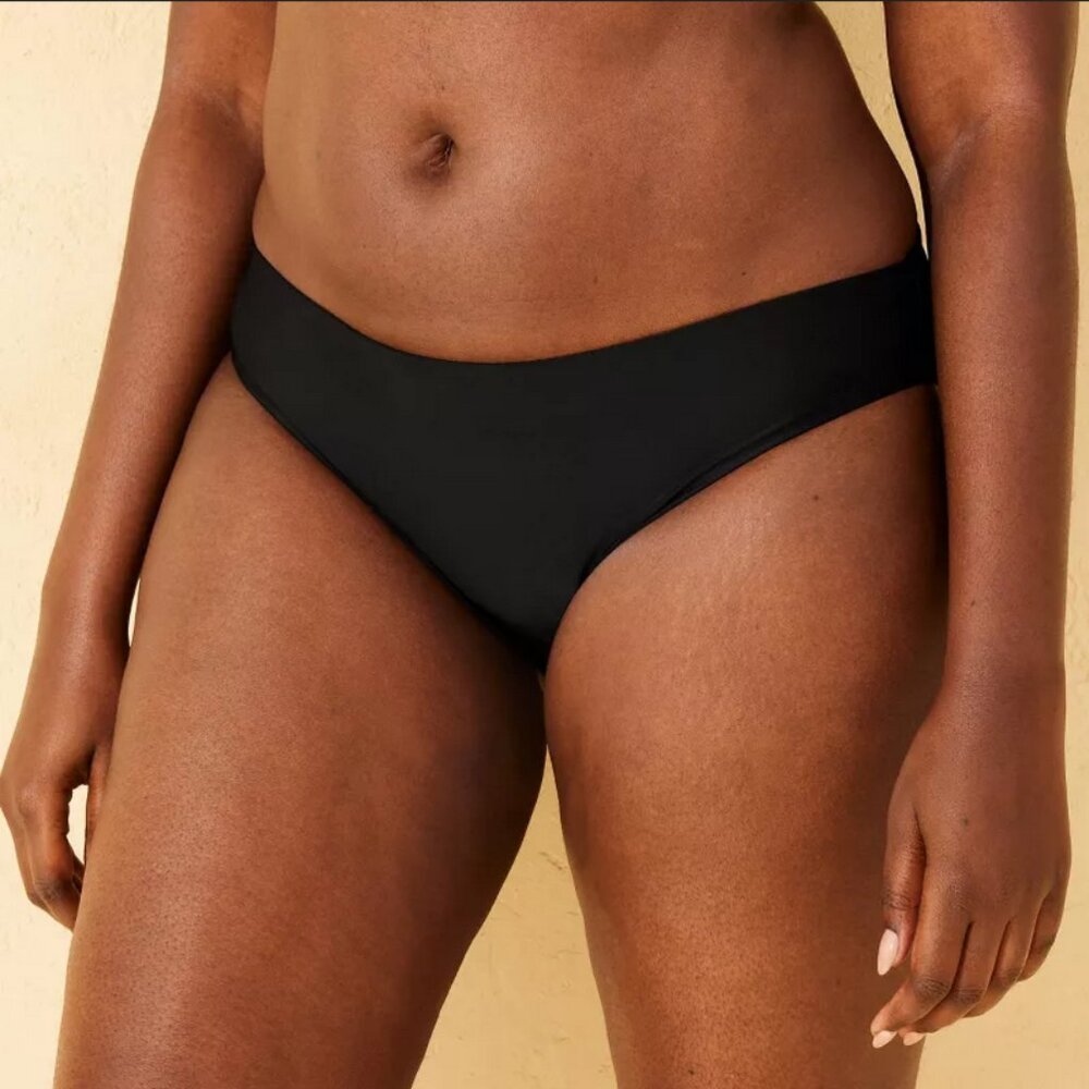 NEWWomen's Low-Rise Full Coverage Hipster Bikini Bottom - Shade & Shore™ Black M